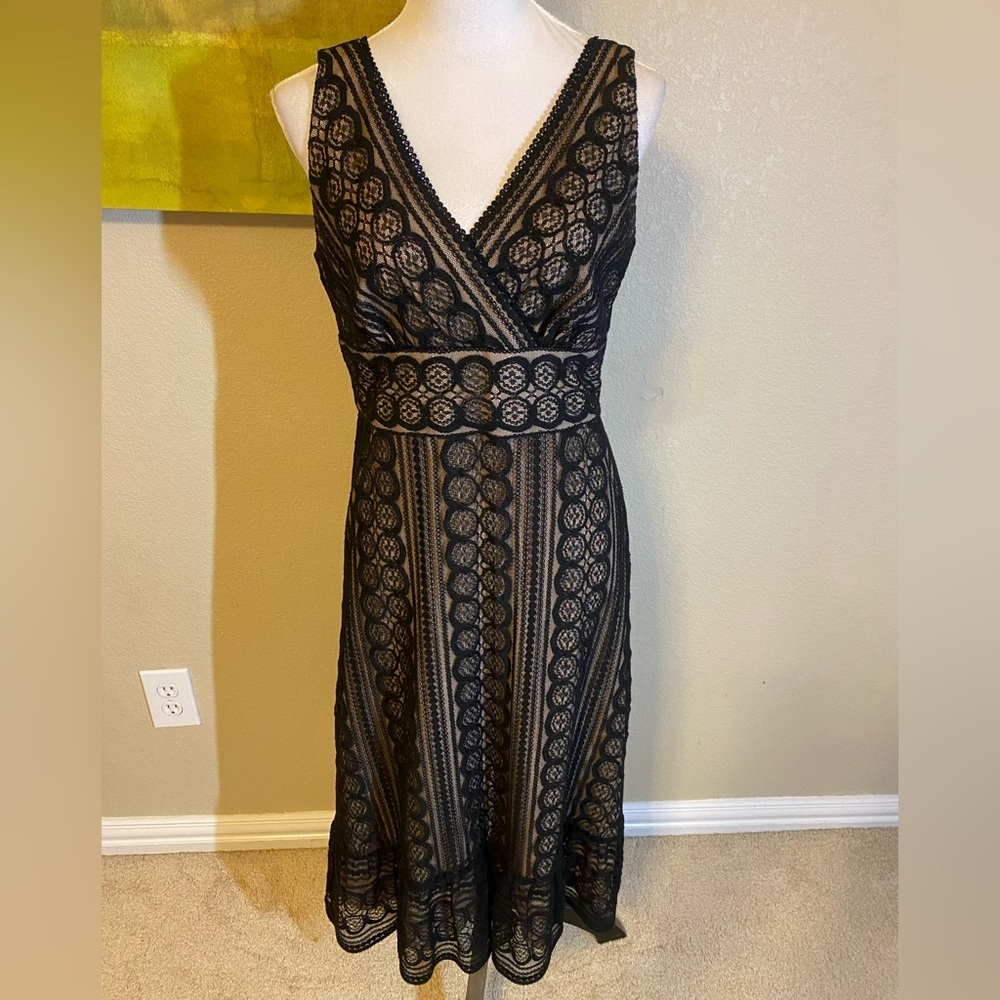 NWOT Ann Taylor Loft Black Lace Overlay Sleeveless Dress, Size 8